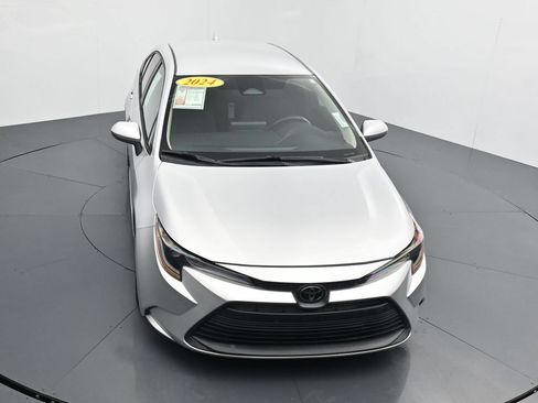 Used 2024 Toyota Corolla LE FWD image 21