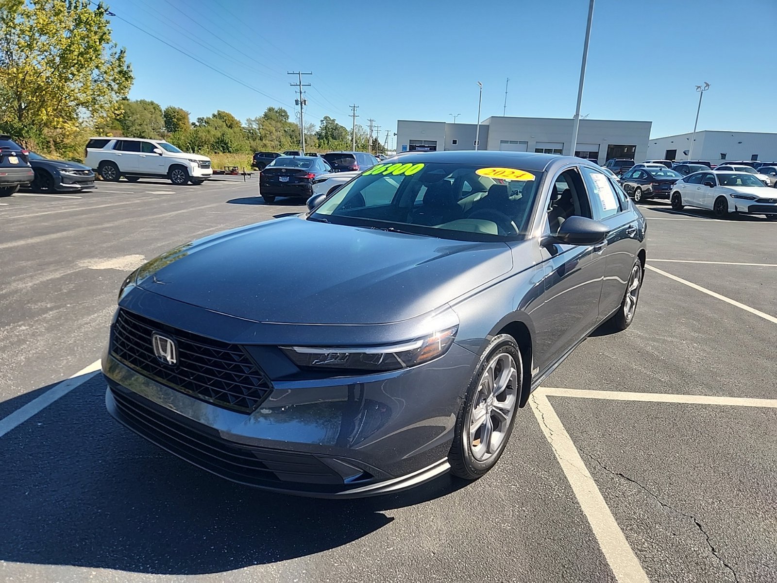 Used 2024 Honda Accord EX image 2