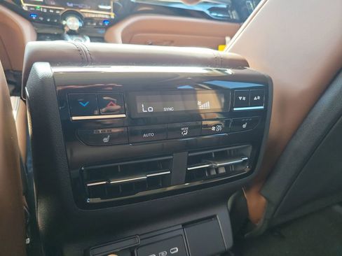 New 2026 Acura MDX w/ Advance Package image 16