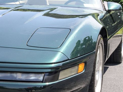 Used 1995 Chevrolet Corvette Convertible RWD image 59