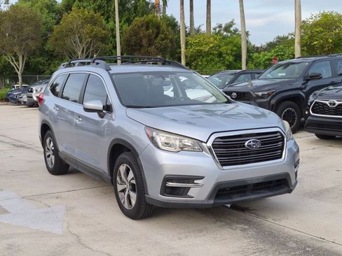 Used 2019 Subaru Ascent Premium AWD/4WD image 3