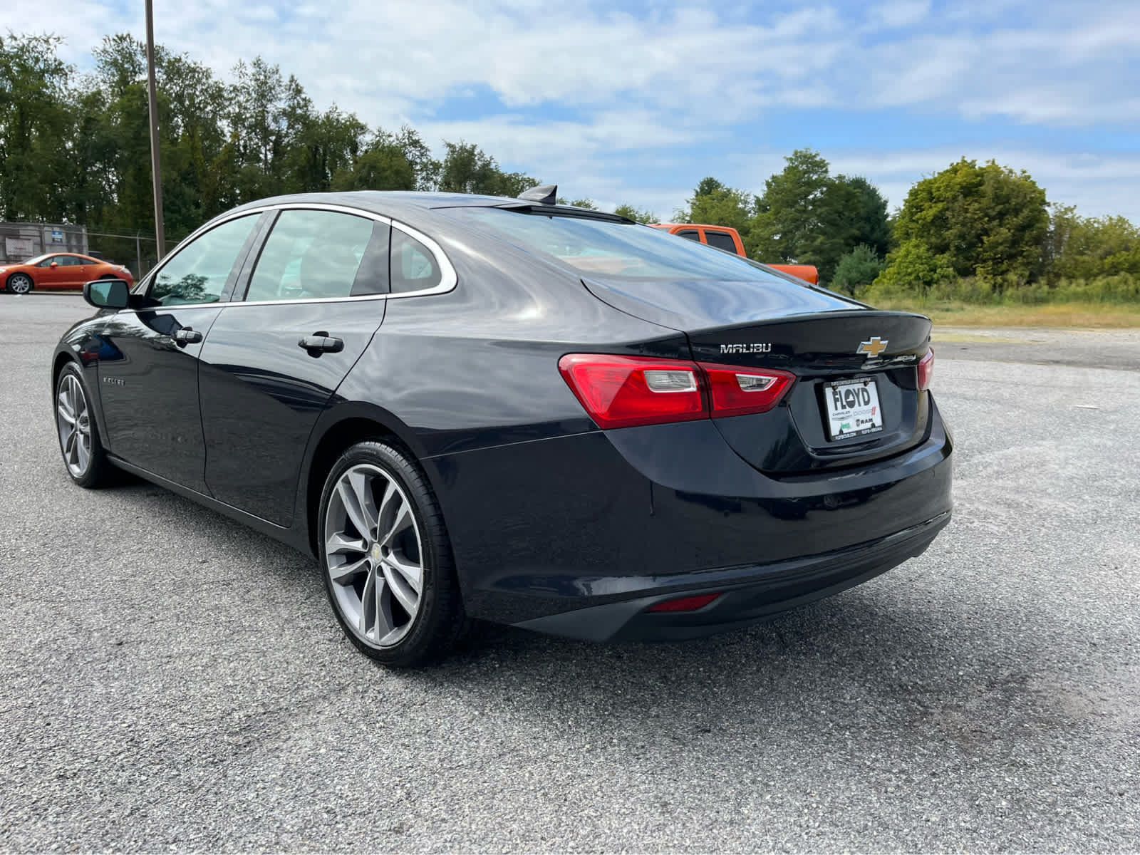 Used 2023 Chevrolet Malibu LT w/ Driver Confidence Package FWD image 5