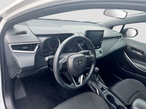 Used 2022 Toyota Corolla SE FWD image 9