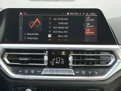 Used 2019 BMW 330i Sedan w/ Convenience Package RWD image 3