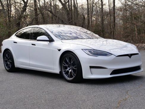 Used 2021 Tesla Model S Plaid image 4