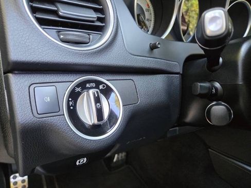 Used 2013 Mercedes-Benz C 300 4MATIC Sedan image 17