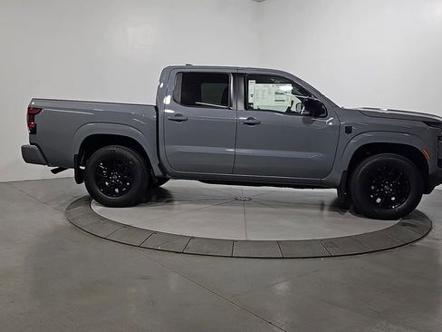 New 2026 Nissan Frontier SV image 6