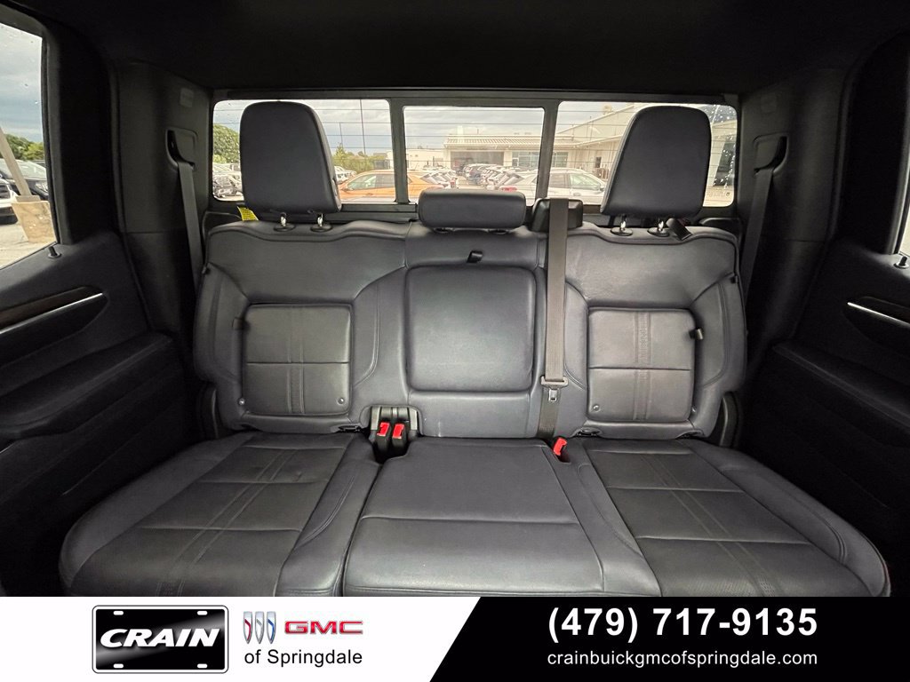 Used 2023 Chevrolet Silverado 1500 High Country w/ Technology Package AWD/4WD image 29