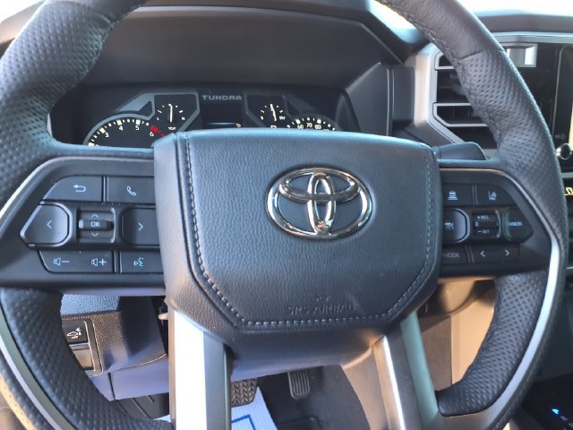 Used 2025 Toyota Tundra SR5 w/ SR5 Premium Package AWD/4WD image 24