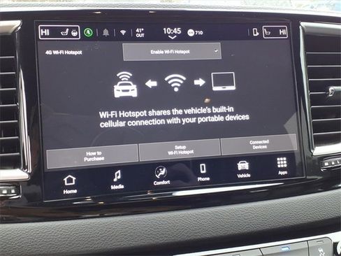 Used 2025 Chrysler Pacifica Select image 13