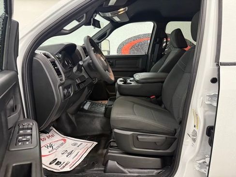 Used 2025 RAM 5500 Tradesman w/ Safety Group image 9