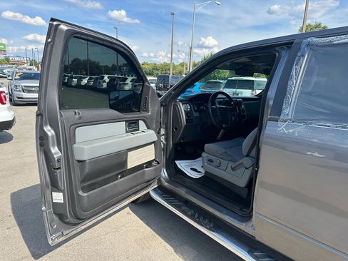 Used 2013 Ford F150 XLT w/ XLT Chrome Pkg AWD/4WD image 15