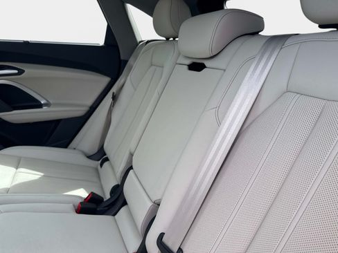 Certified 2025 Audi Q5 Premium Plus AWD/4WD image 12