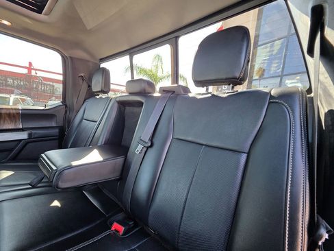 Used 2019 Ford F150 Lariat image 26