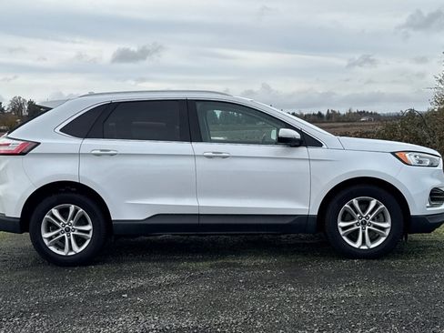 Used 2019 Ford Edge SEL w/ Equipment Group 201A image 3