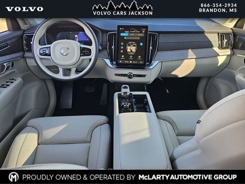 New 2026 Volvo XC90 B6 Ultra w/ Protection Package AWD/4WD image 8