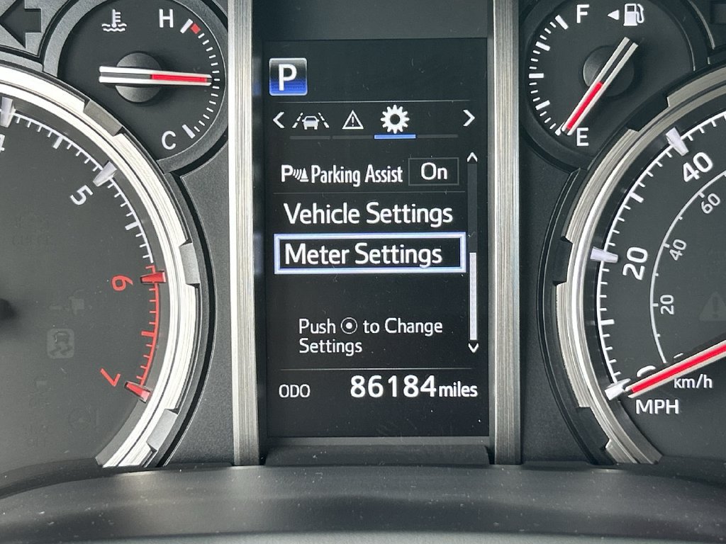 Used 2023 Toyota 4Runner Limited AWD/4WD image 32