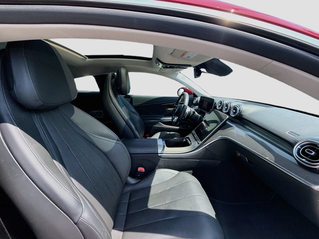 Used 2024 Mercedes-Benz CLE 300 4MATIC Coupe image 30