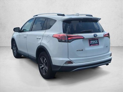 Used 2016 Toyota RAV4 XLE FWD image 8