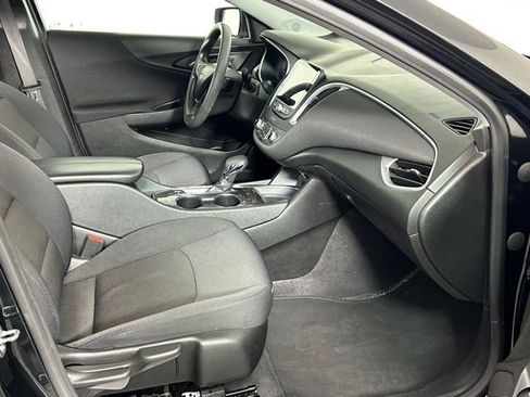 Used 2023 Chevrolet Malibu LT image 8