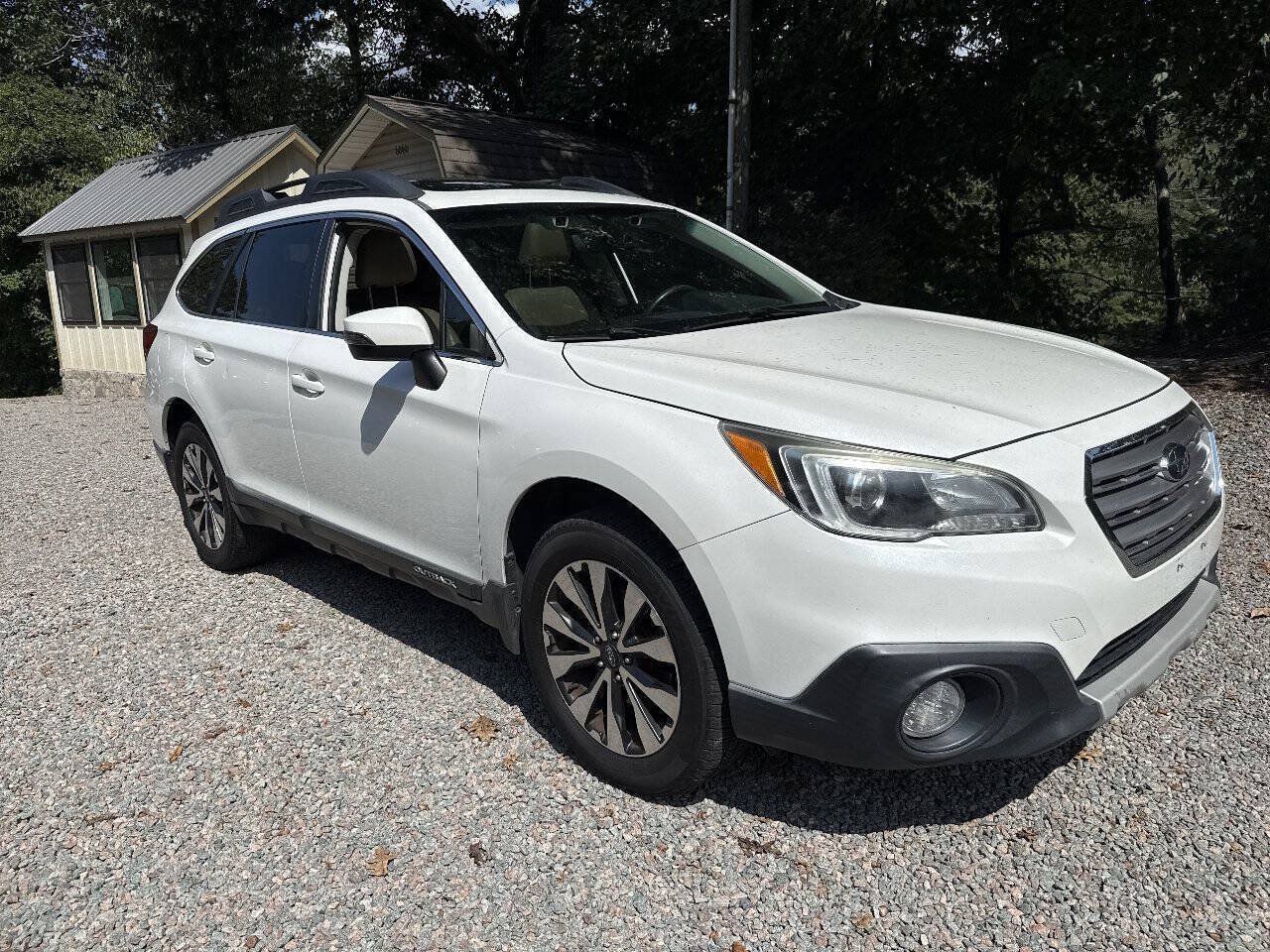 Used 2017 Subaru Outback 2.5i Limited AWD/4WD image 7