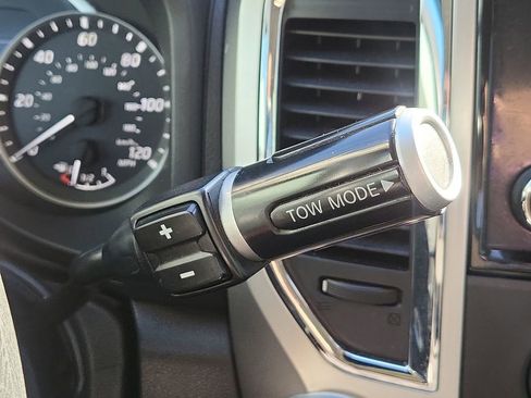 Used 2021 Nissan Titan SV w/ Off Road Protection Package image 15