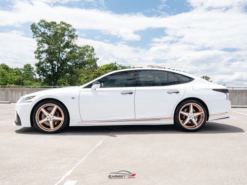 Used 2018 Lexus LS 500 F Sport w/ Accessory Package (Z1) AWD/4WD image 4