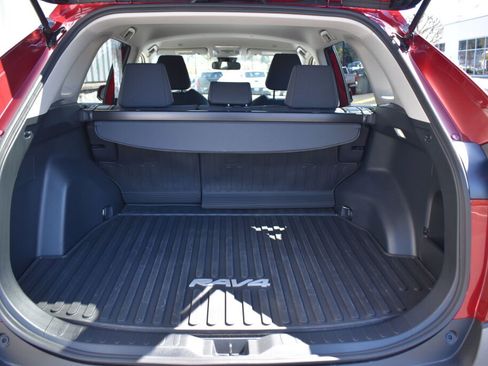 Used 2025 Toyota RAV4 LE image 21