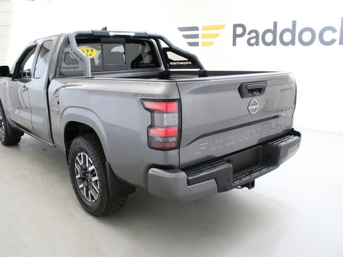 Used 2022 Nissan Frontier SV AWD/4WD image 7