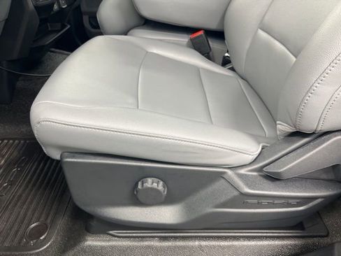 Used 2026 Ford F250 XL w/ XL Chrome Package image 12