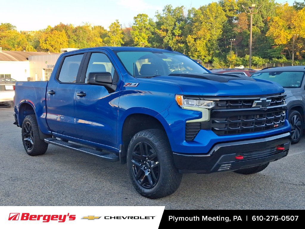 Certified 2022 Chevrolet Silverado 1500 LT Trail Boss AWD/4WD image 2