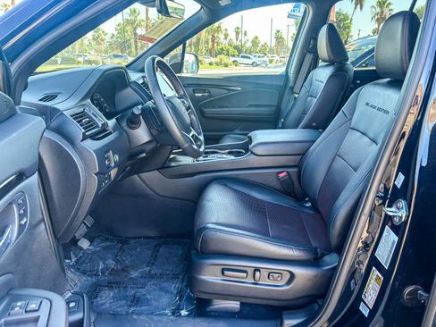 Used 2025 Honda Ridgeline Black Edition image 21