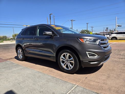 Used 2017 Ford Edge SEL w/ Equipment Group 201A AWD/4WD image 4