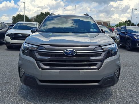 Used 2026 Subaru Forester Premium AWD/4WD image 2