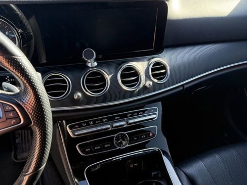 Used 2017 Mercedes-Benz E 300 4MATIC w/ Premium 1 Package image 3