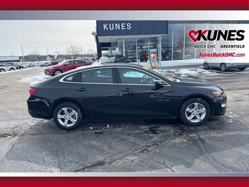 Used 2024 Chevrolet Malibu LT image 4