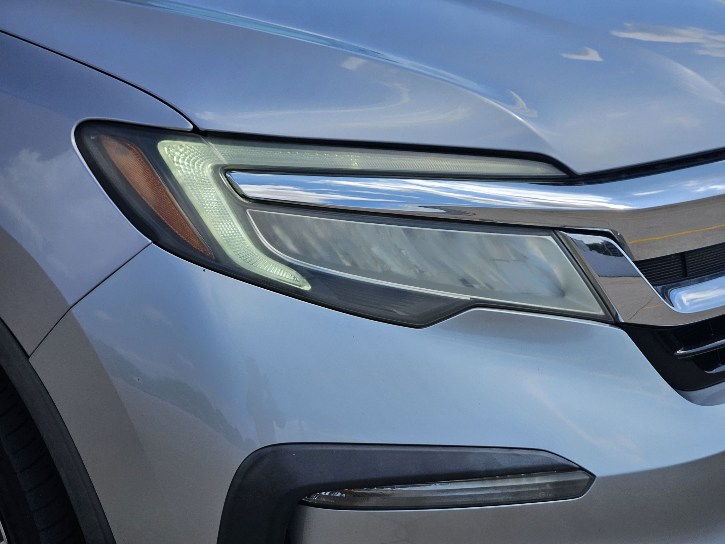 Used 2019 Honda Pilot Touring image 26