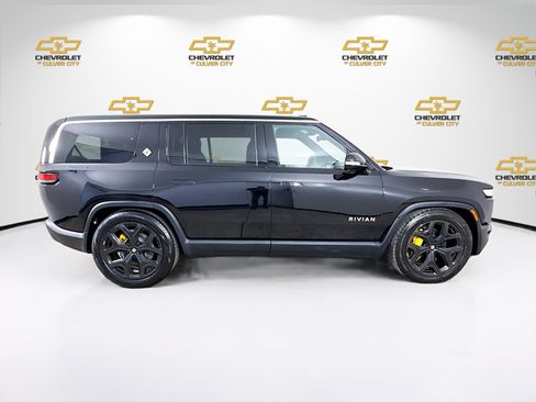 Used 2023 Rivian R1S Adventure AWD/4WD image 8