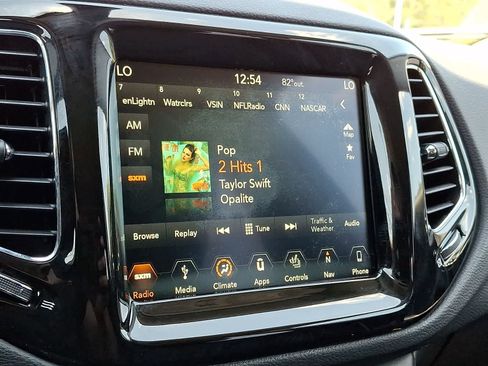 Used 2019 Jeep Compass Limited AWD/4WD image 19