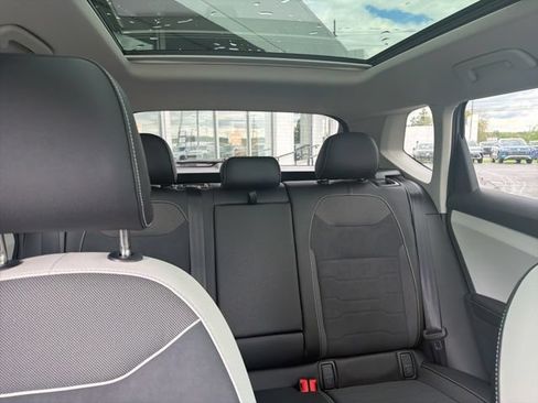 New 2026 Volkswagen Taos SE AWD/4WD image 33