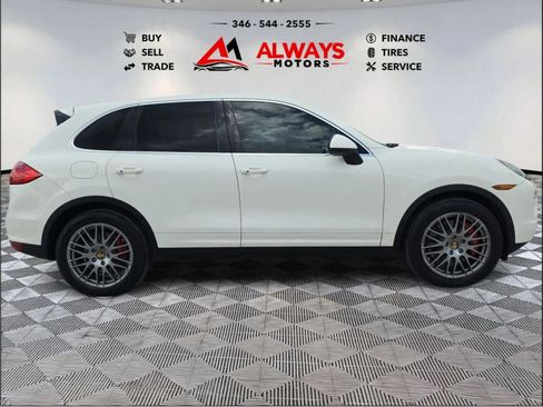 Used 2011 Porsche Cayenne Turbo AWD/4WD image 26