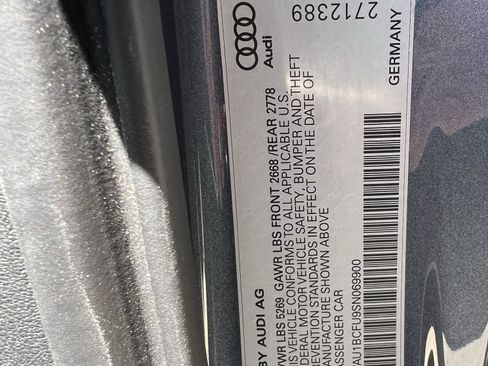 Used 2025 Audi A5 2.0T Premium w/ Convenience Package AWD/4WD image 37