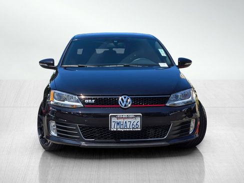 Used 2015 Volkswagen Jetta GLI SE FWD image 3