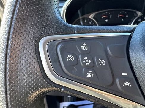 Used 2022 Chevrolet Equinox LS w/ LS Convenience Package image 14