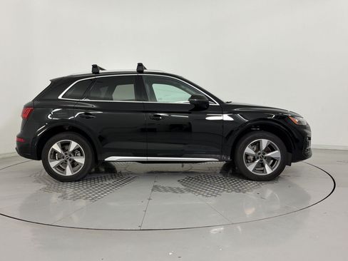 Used 2023 Audi Q5 2.0T Premium Plus w/ Premium Plus Package AWD/4WD image 8