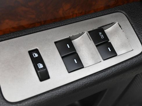 Used 2012 Ford Flex Limited FWD image 3