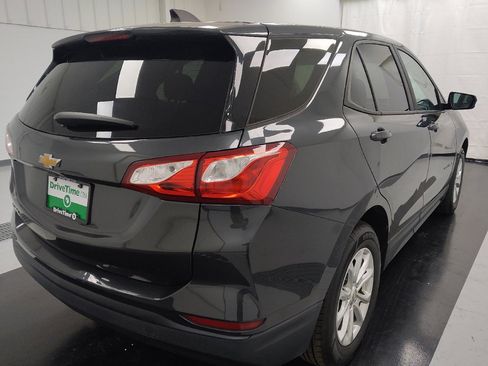 Used 2020 Chevrolet Equinox LS w/ LS Convenience Package FWD image 9