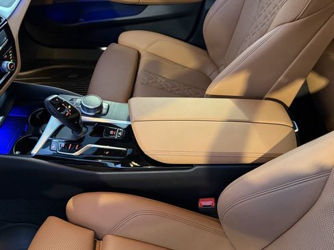 Used 2023 BMW 530i w/ Premium Package RWD image 19