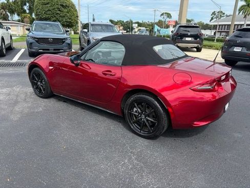 Used 2024 MAZDA MX-5 Miata Sport RWD image 4