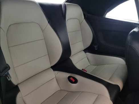 Used 2017 Ford Mustang Premium image 19